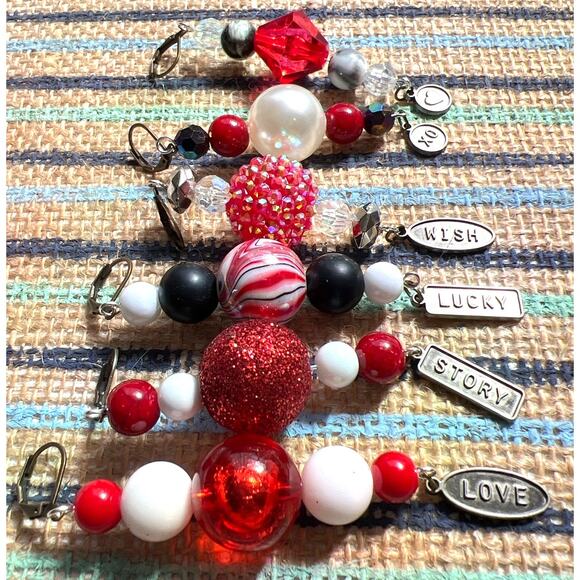 Symbols of Love Set of 5 Dark Bronze Dangle Stitch Markers Handmade - Picture 3 of 4